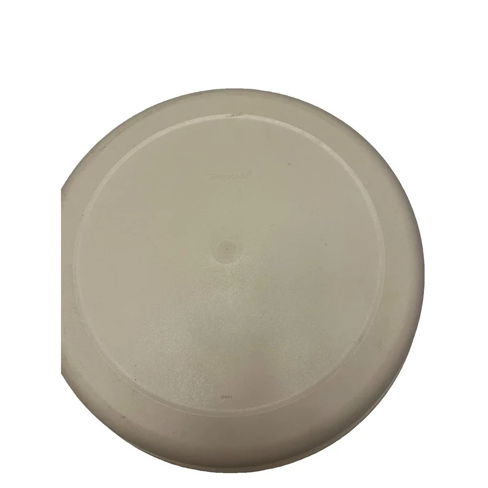 Tupperware serving center